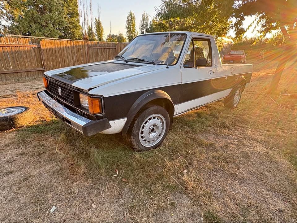 VW Rabbit Caddy Pickup